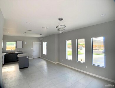 2016 Summerland Ln, Edinburg, TX 78541 - photo 6