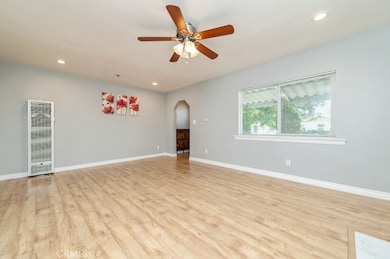 922 N 4th Ave, Upland, CA 91786 - photo 6