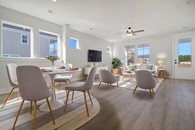 Lindenberry-B-Floorplan-(10) - Dining Ro