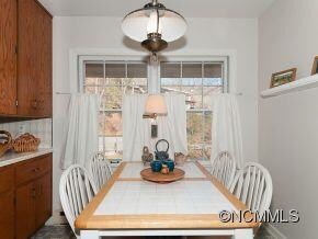 eat in kitchen area