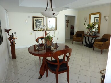 Ddining Area