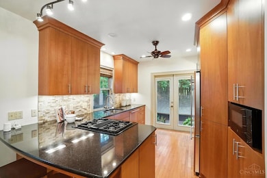 2922 Utopia Place, Cincinnati, OH 45208 - photo 7