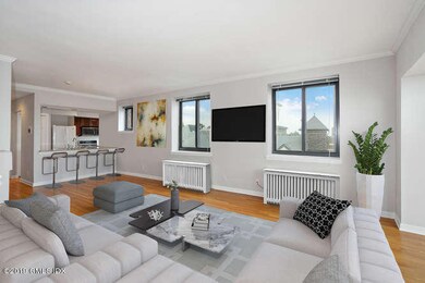 11 Lafayette Ct Greenwich CT-small-003-0