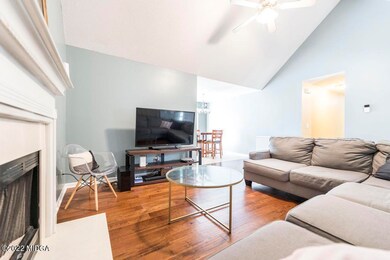 564 Loblolly Ln 11