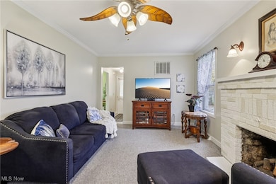 5575 N Chagrin Dr, Mentor-On-the-lake, OH 44060 - photo 4