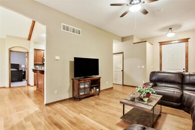 13806 E Camden Chase Ct, Wichita, KS 67228 - photo 3