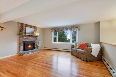 95 Twin Peninsula Ave, Wakefield, RI 02879 - photo 5