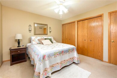 700 E Hackley Ave, Des Moines, IA 50315 - photo 5