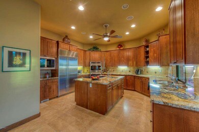 71Kitchen