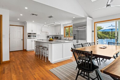 11 Plains Court