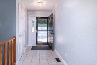 05-9663EBerrysvilleRd-001