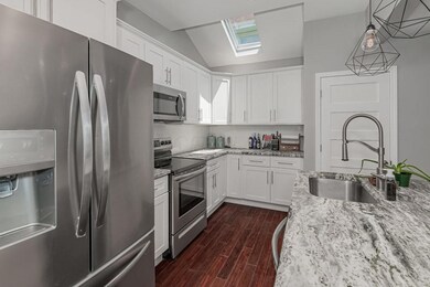 1372 E Rich St, Columbus, OH 43205 - photo 4