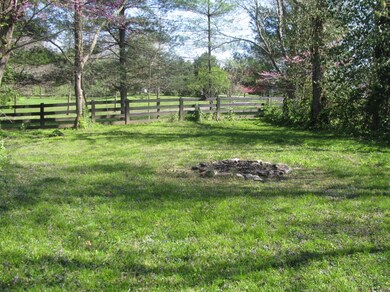 250 School House Rd, Frankfort, KY 40601 - photo 2