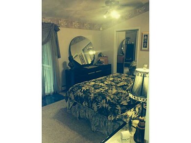 28 Hartford Pike, North Scituate, RI 02857 - photo 5