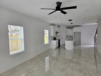 7936 Hirsch Rd unit A, Houston, TX 77016 - photo 3