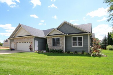 2733 Avalon Woods Dr, Portage, MI 49024 - photo 3