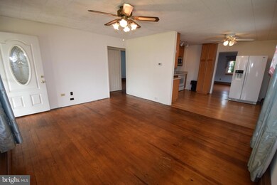 19 Longeron Dr, Middle River, MD 21220 - photo 7