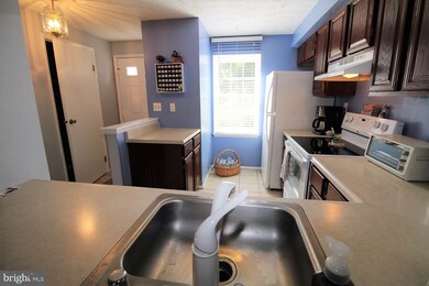 19200 Misty Meadow Terrace, Germantown, MD 20874 - photo 6