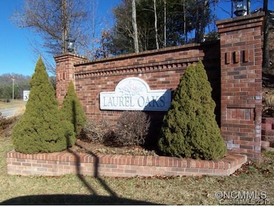 Laurel Oaks sign