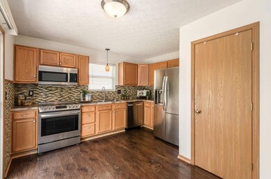 4404 Berthstone Dr, Columbus, OH 43231 - photo 4