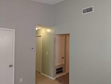 8922 Ivey Rd, Jacksonville, FL 32216 - photo 4