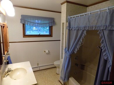 1906 N Garden St, New Ulm, MN 56073 - photo 5