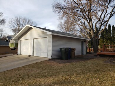 garage (1)