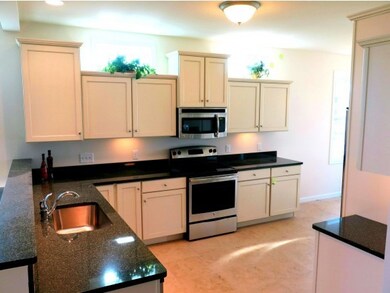 139 Waterlefe Way unit 19, Colchester, VT 05446 - photo 3