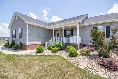 113 Lonehart Ln, Statesville, NC 28625 - photo 3