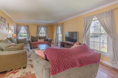 1172 Kressler Rd, Allentown, PA 18103 - photo 5