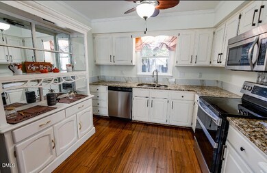 112 Rock Pointe Ln, Cary, NC 27513 - photo 3