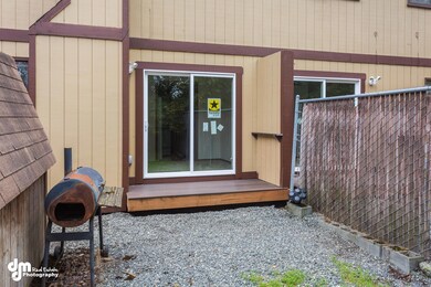 Back yard_DMD_2351-FULL