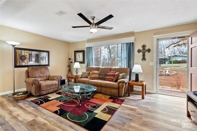 17 Ipswich Dr, Bella Vista, AR 72714 - photo 5