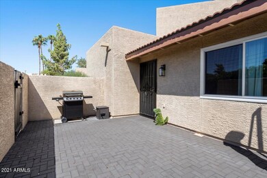02-Front Courtyard