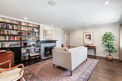5-web-or-mls-05 - Living Room
