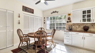 Eat-In Kitchen