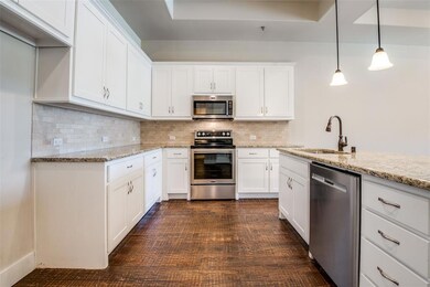 Well designed kitchen for entertaining and cooking enjoyment.