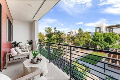 419 Transport, Tustin, CA 92782 - photo 6