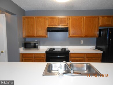 2610 Camelback Ln unit 319, Silver Spring, MD 20906 - photo 2