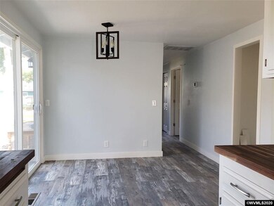 117 Walnut St, Independence, OR 97351 - photo 7