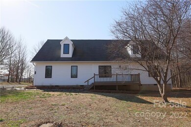 117 Lucky Ln, Statesville, NC 28625 - photo 2