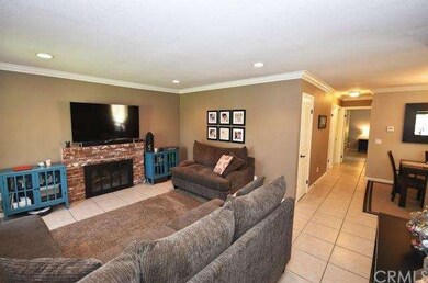 Step into this darling turnkey house.