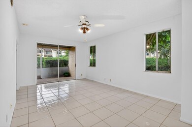 6780 Via Regina unit 4, Boca Raton, FL 33433 - photo 4