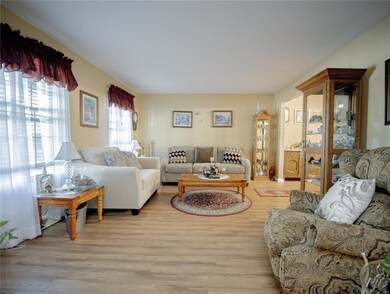 55 Terry Ct, Granite City, IL 62040 - photo 4