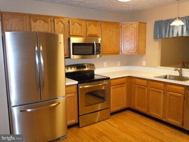 206 Mistro Ct, Stafford, VA 22554 - photo 2