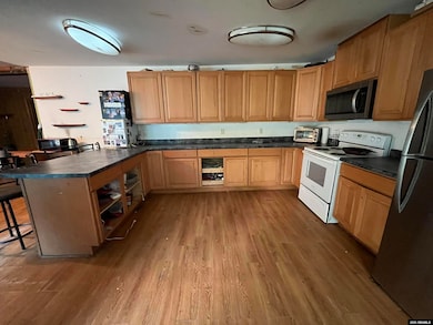 82 Shoup St, Ketchikan, AK 99901 - photo 2