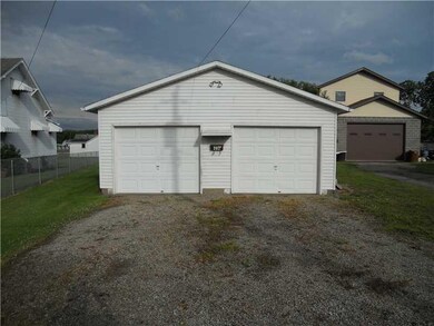 Parking Lot/Garage.