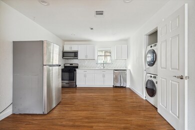 4210 Delhi St unit 1/2, Houston, TX 77022 - photo 5