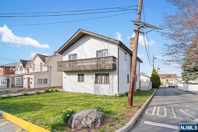 178 Central Ln, Secaucus, NJ 07094 - photo 3