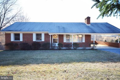 17722 Senedo Rd, Edinburg, VA 22824 - photo 2